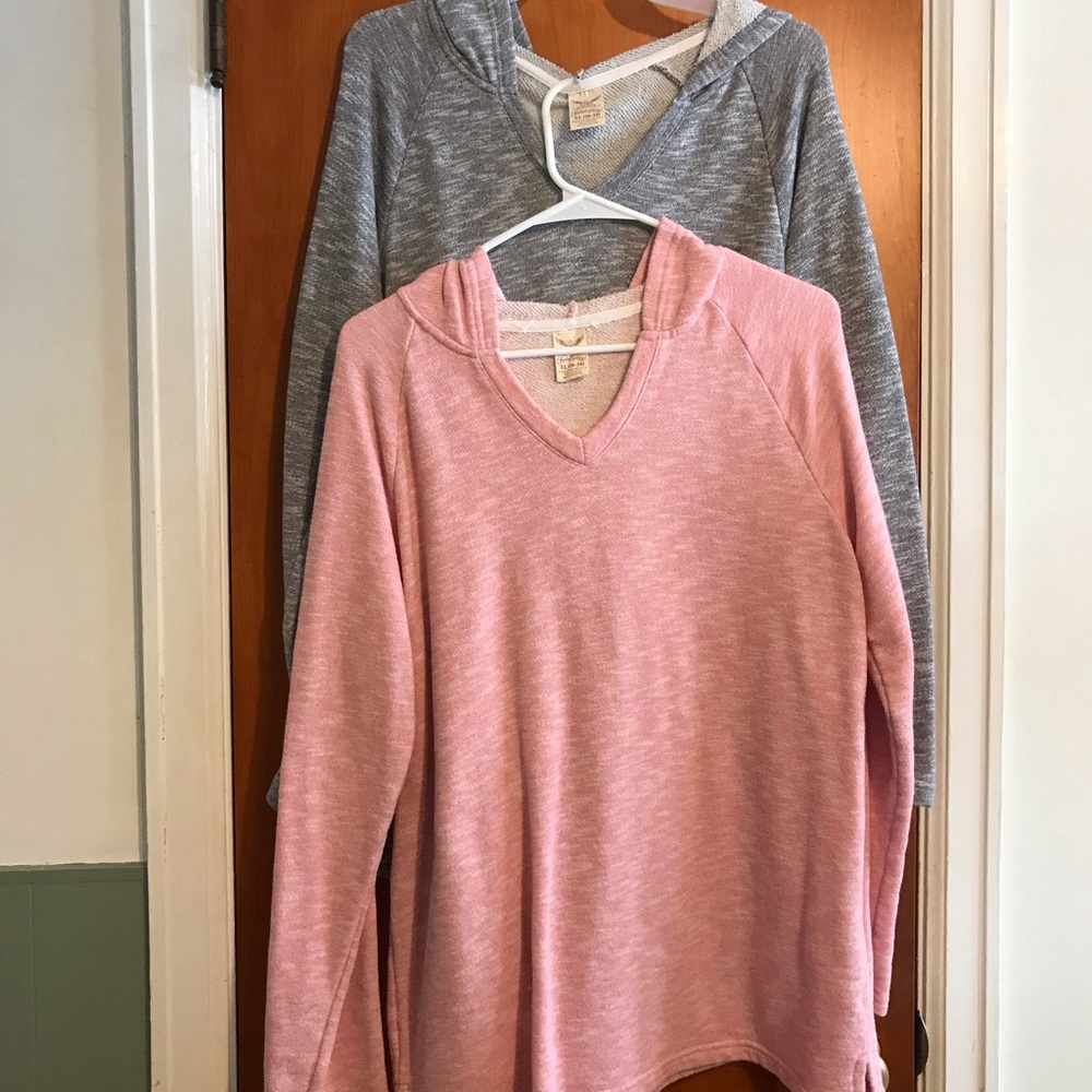 2 faded glory lightweight sweaters